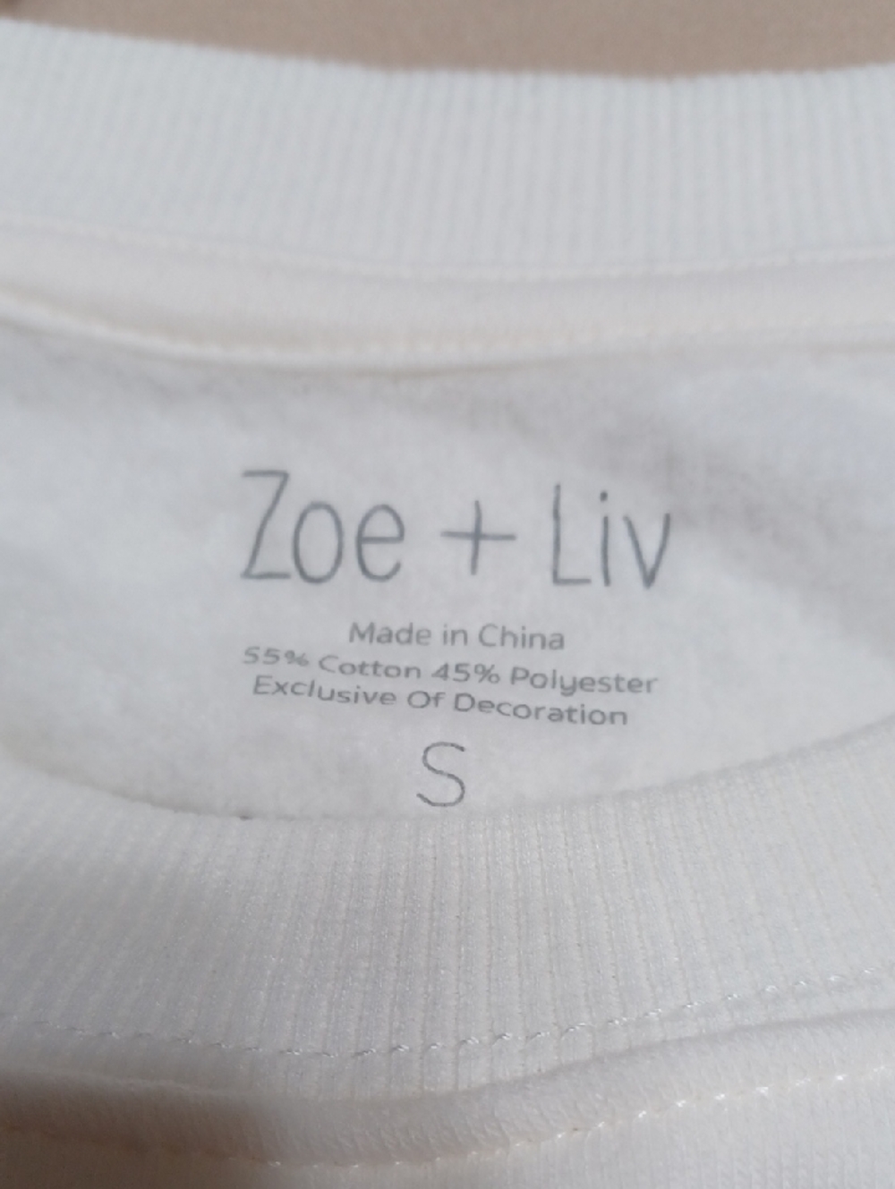 Zoe + Liv White Ribbed Crewneck Tee - Picture 4 of 5